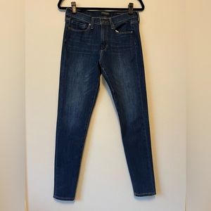 Banana Republic Premium Denim High Rise Skinny Jeans. Size 28